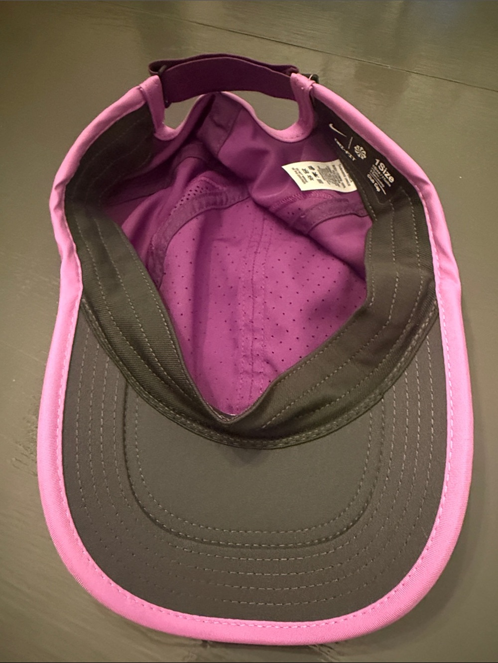Nike dri-fit purple club cap - Picture 4 of 6